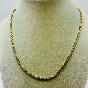 Vintage Parklane Gold Tone Rope Chain Necklace. 17 inches long